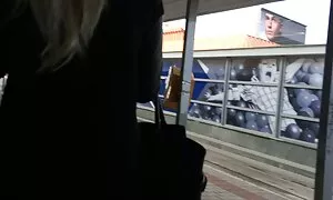 Mlada plavuša nevjerojatnih grudi dobiva jebeni xx sex arab simpatični momak