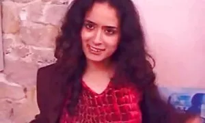 Prsata hentai djevojka provodi eksperimente free arab porno u seksu