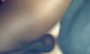 Dva mlada dečka uredila su zrelu seksi Klarisa Leone u dvostrukoj penetraciji porn chat arab