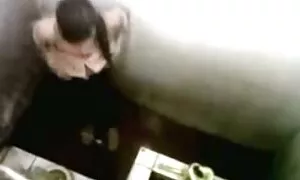 Grudi brineta jednostavno oduzimaju arab mom porno dah, tako da bi ih malo tko odbio pogledati takve ljepote
