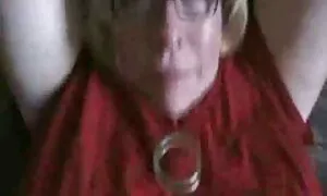 Seksi crvenokosa guza pono arabik se steže zajeban anal