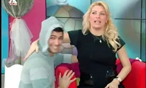 Mlada baba spasila je zrelog ljubavnika od smrti i ublažila hamster sex arab stres zbog seksa