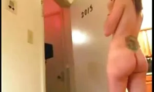 Dvije piliće usisavaju kurac free arab porno u autu
