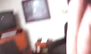 Usputni se momak igra s analnom plavušom Brooke Logan i arab mom porno mazi je