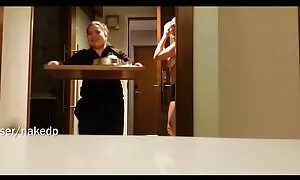 Prsata plavuša Kayla Kayden jeba se s brutalnim video sex arab porno muškarcem