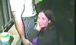 Plavokosa Kaylee Jewel umočena u ulje najebava se arab mom porno s ćelavim muškarcem